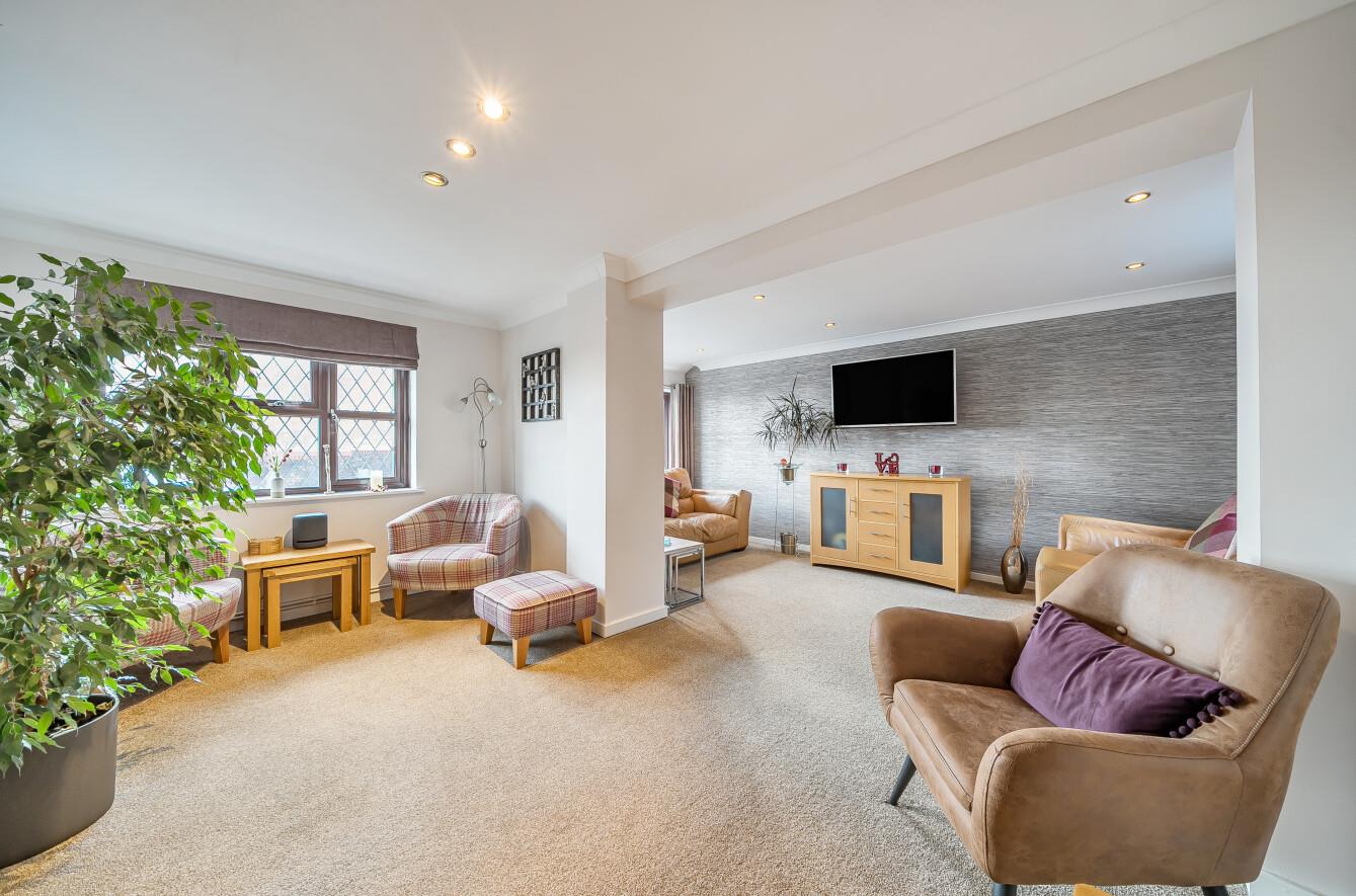 Huntingdon Way, Sketty, Swansea, SA2 9HN